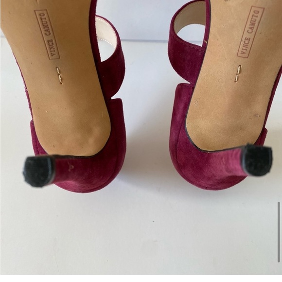 Vince Camuto Carlotte Suede Leather Pointed Toe Pumps - Picture 7 of 13